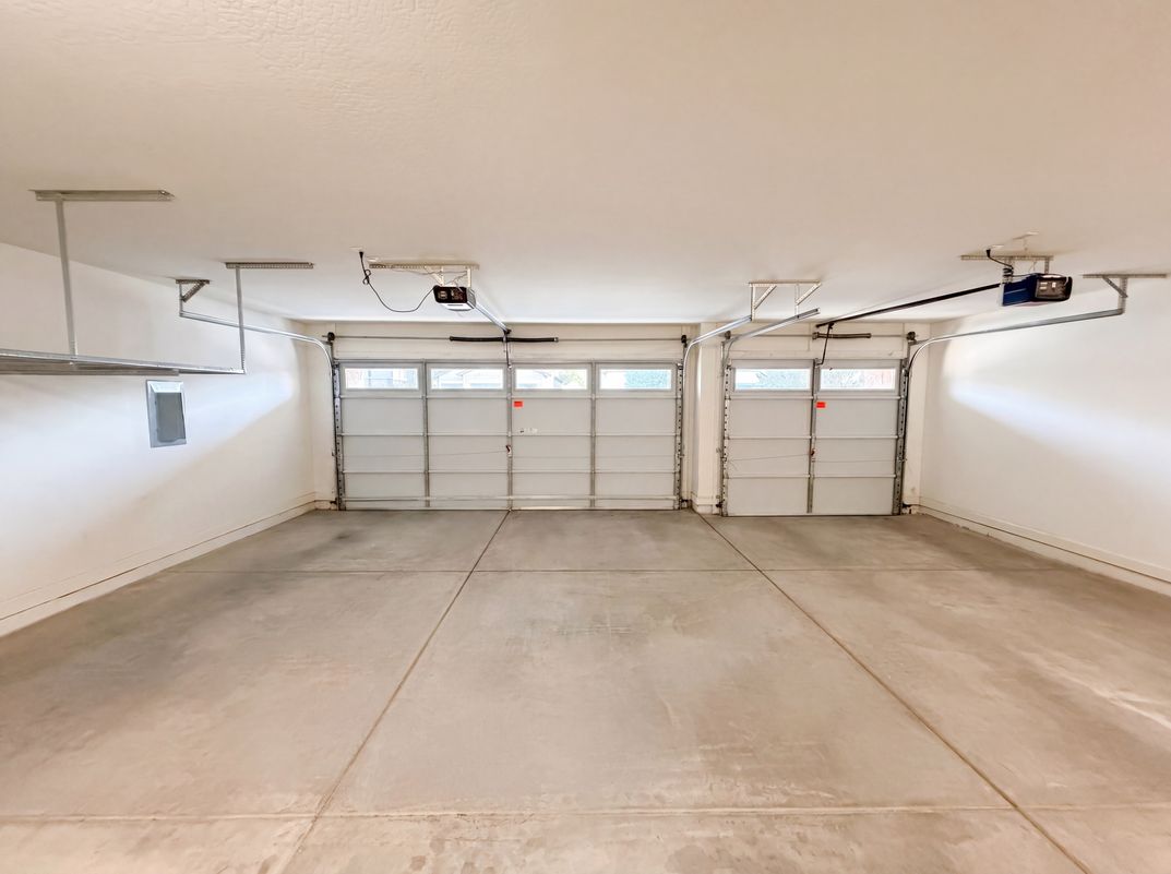 Photo 34 of 39 of 2113 W Eagle Feather Rd, Phoenix, AZ