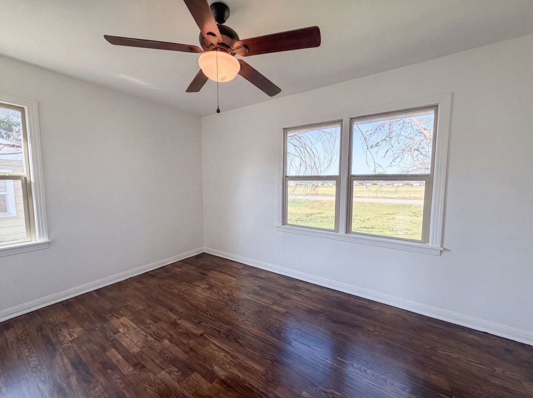 Photo 10 of 17 of 2901 Acton School Rd, Granbury, TX