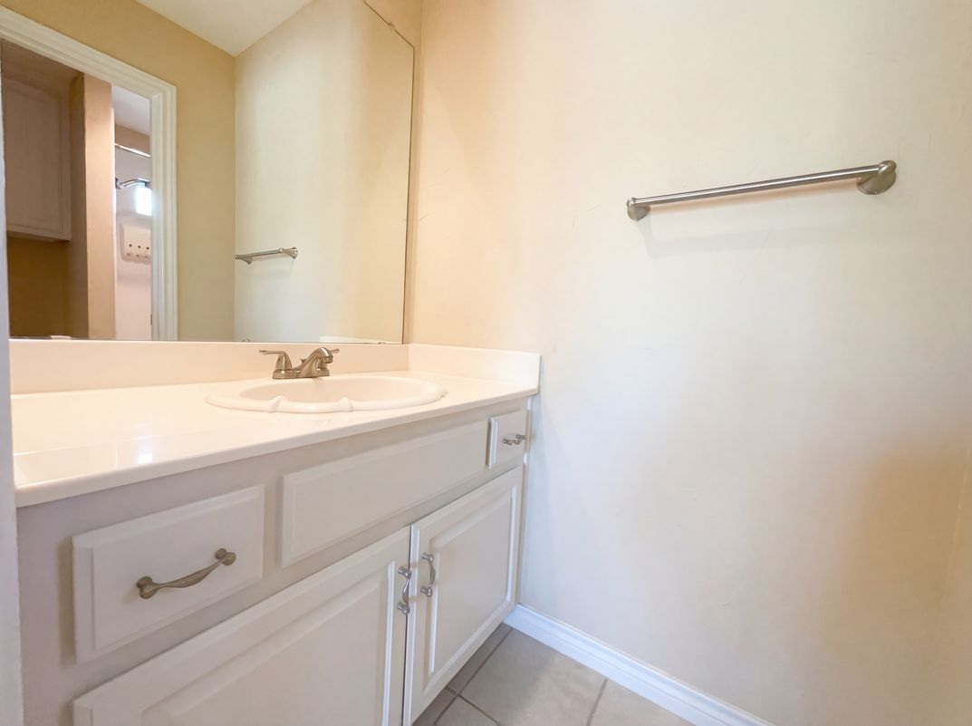 Photo 8 of 26 of 2741 Barrington Dr, Plano, TX