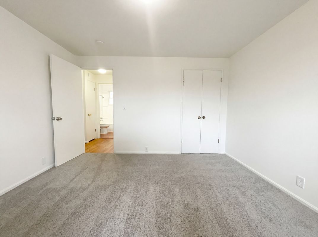 Photo 11 of 19 of 3100 SE 166th Ave, Portland, OR