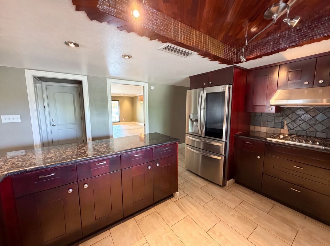 Photo 13 of 33 of 2244 E Nicolet Ave, Phoenix, AZ