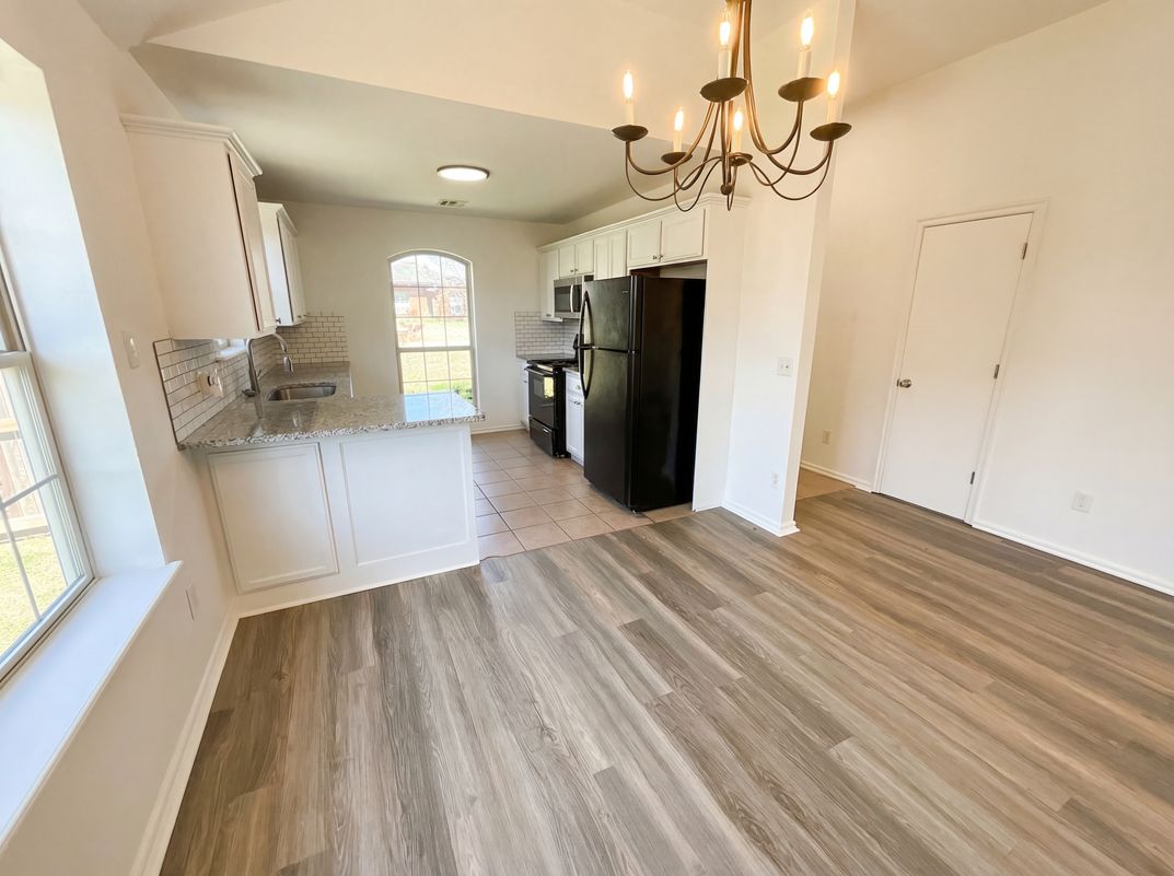 Photo 10 of 18 of 504 Woodbriar, Noble, OK