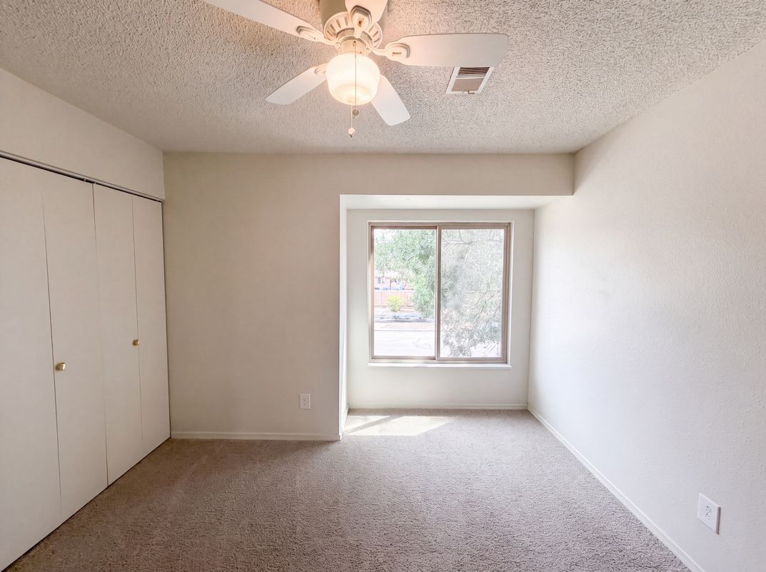 Photo 4 of 21 of 8733 W Cornell Ave, Lakewood, CO