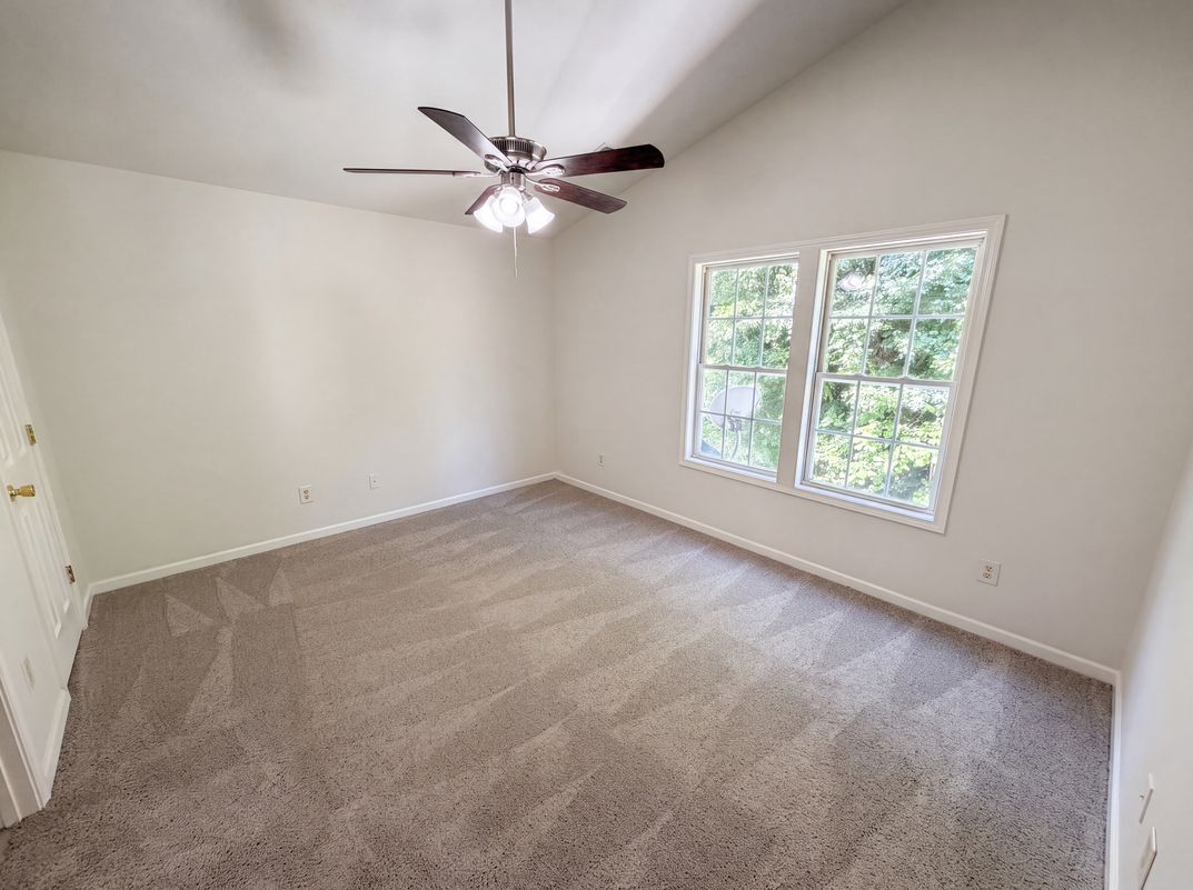 Photo 14 of 21 of 9514 Littleleaf Dr, Charlotte, NC