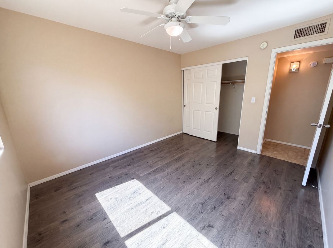 Photo 8 of 21 of 1388 N Los Altos Dr, Chandler, AZ