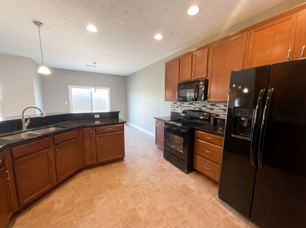 Property photo 2 of 7118 Langham Ct