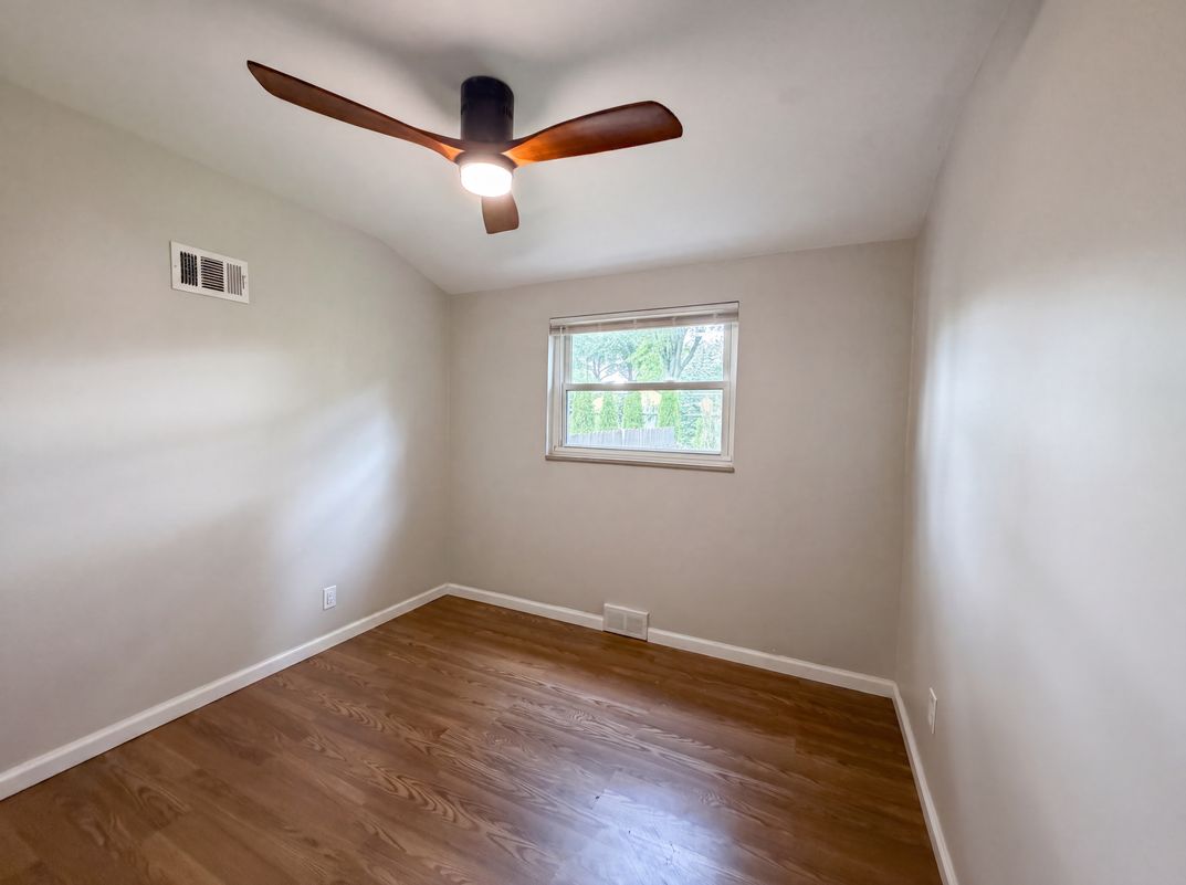 Photo 4 of 21 of 871 Wycliffe Ct, Saint Louis, MO