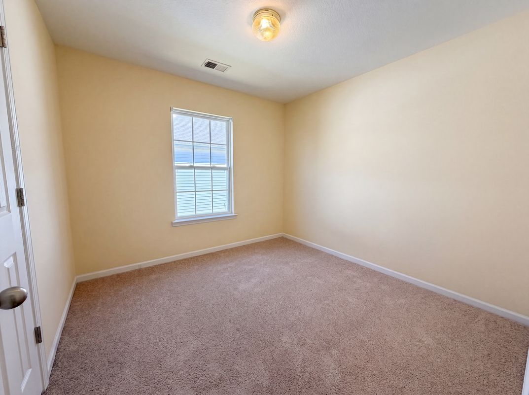 Photo 9 of 15 of 1033 Rabon Pond Dr, Columbia, SC