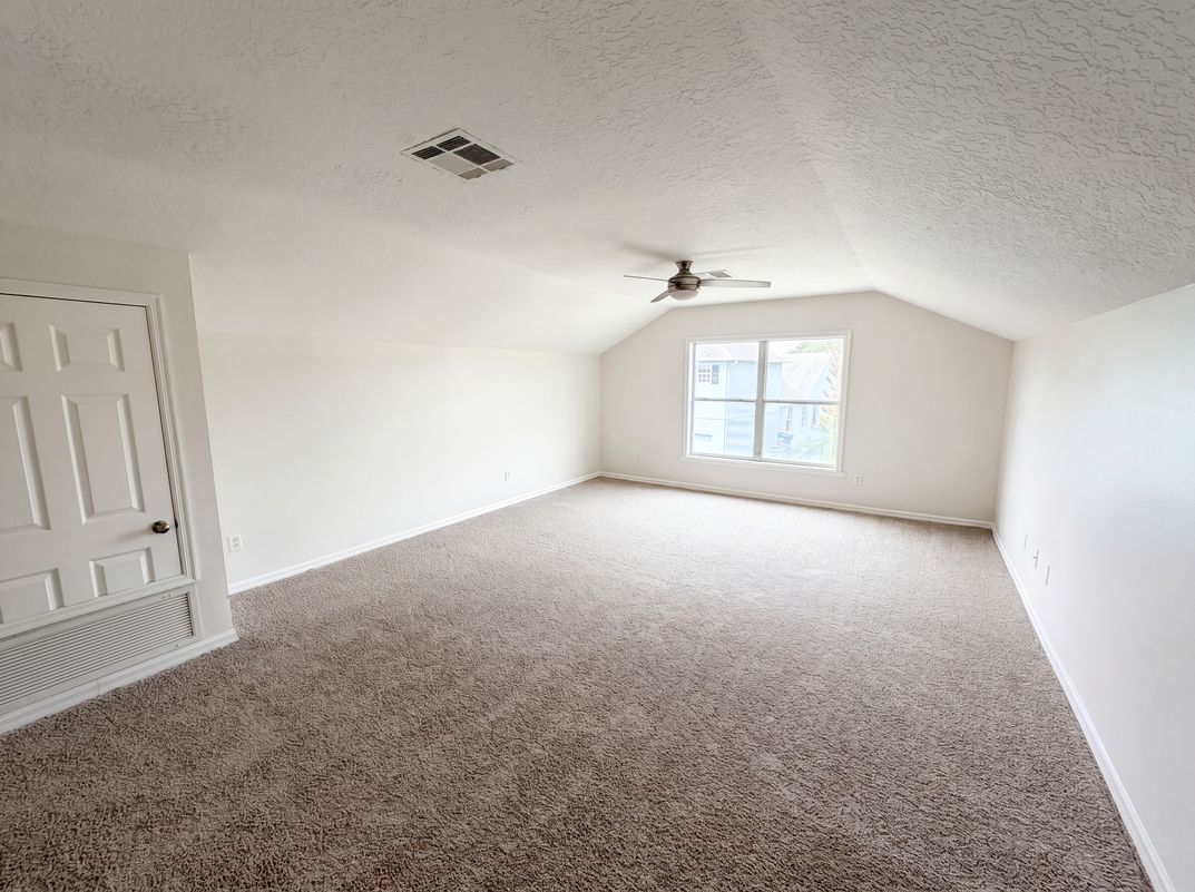 Photo 18 of 34 of 3379 Morelyn Crest Cir, Orlando, FL