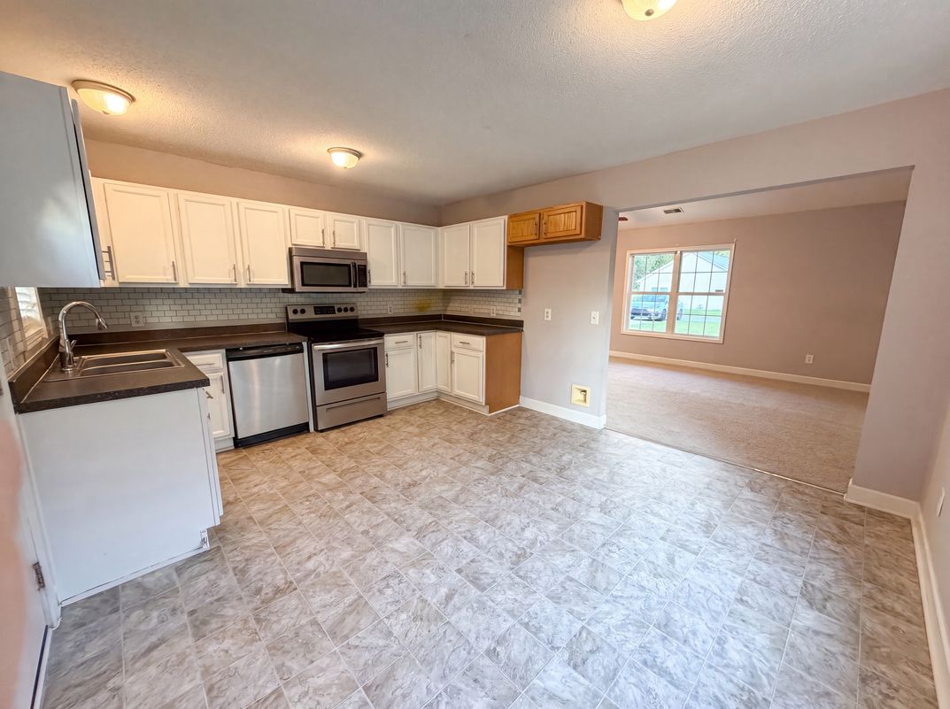 Photo 6 of 17 of 1 Plover Ct, Columbia, SC
