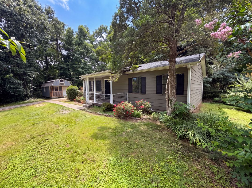 Photo 19 of 21 of 405 Annie Lee Rd, Trussville, AL