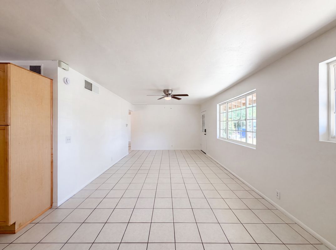 Photo 3 of 21 of 1426 E Williams St, Tempe, AZ