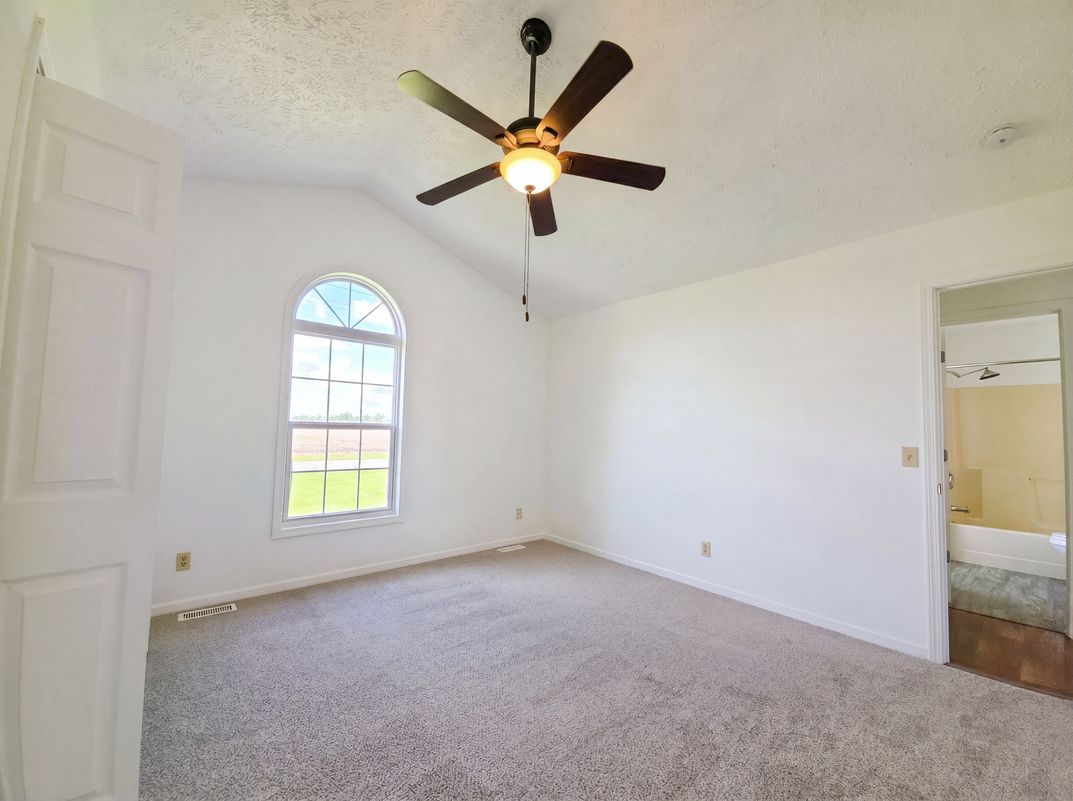 Photo 12 of 21 of 215 W Gano Chance Dr, Centralia, MO