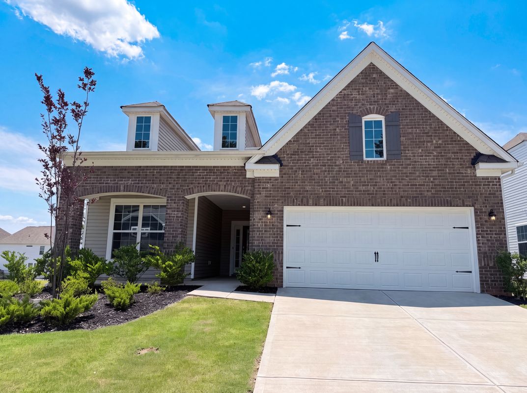Photo 14 of 16 of 190 Abersham Dr, Mooresville, NC