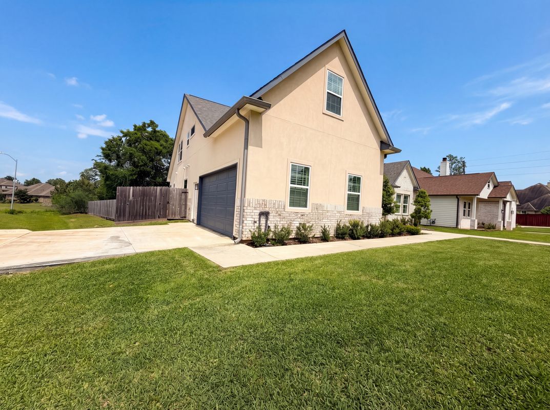 Photo 21 of 24 of 40406 Mostyn Dr, Magnolia, TX