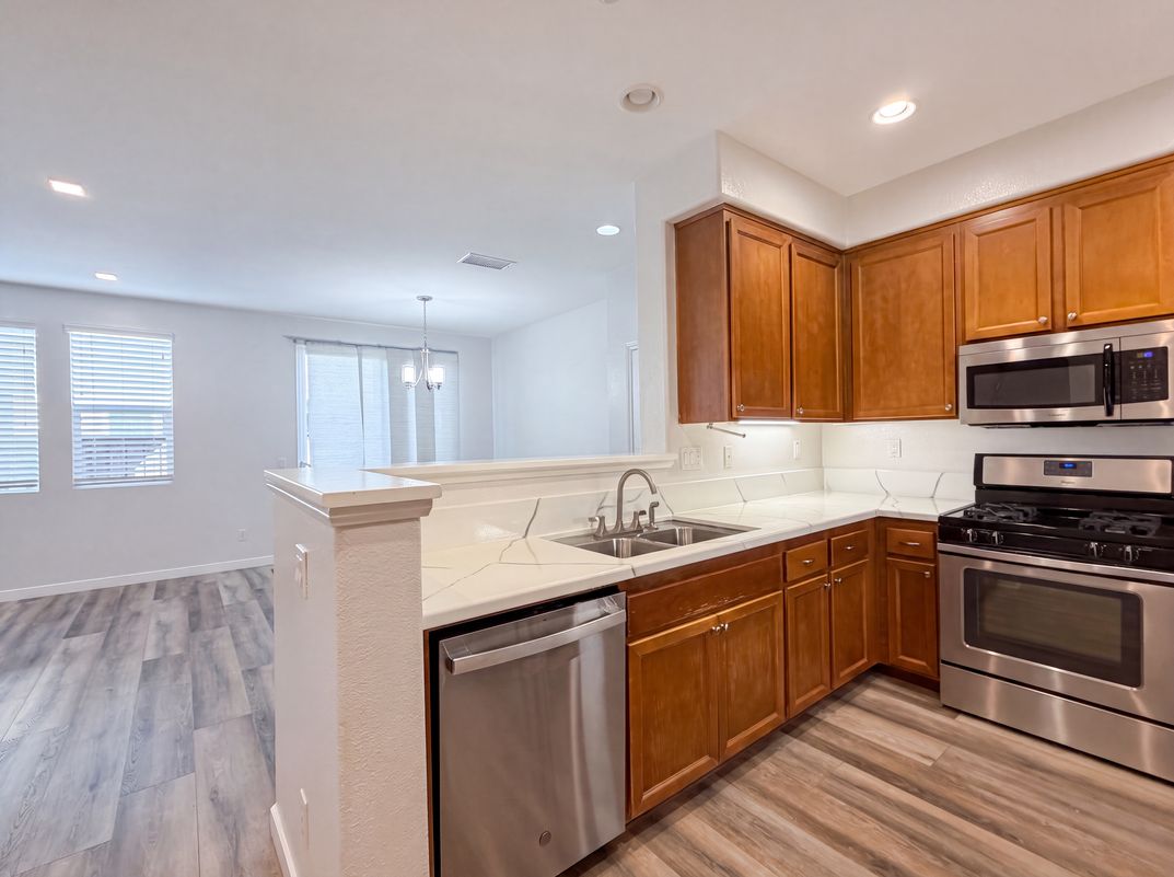Photo 8 of 25 of 41534 King Palm Ave, Murrieta, CA
