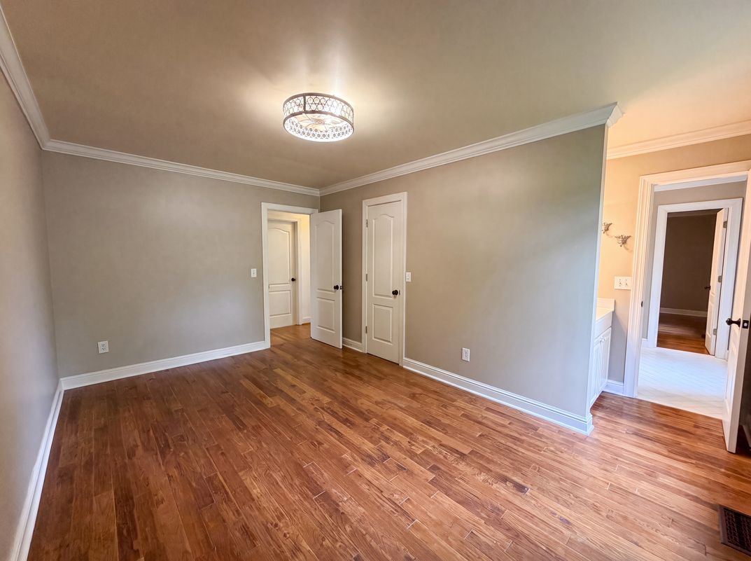 Photo 19 of 84 of 7030 Willowick Dr, Brentwood, TN
