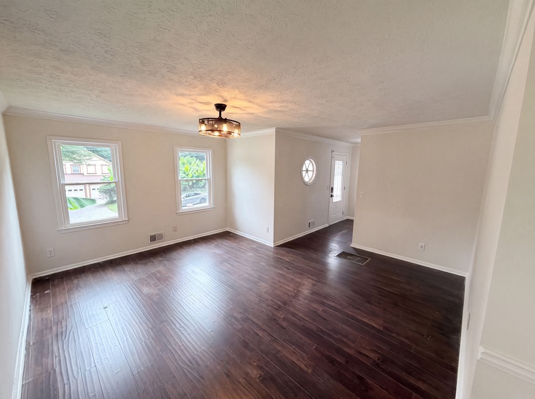Photo 3 of 23 of 215 Arbour Run, Suwanee, GA