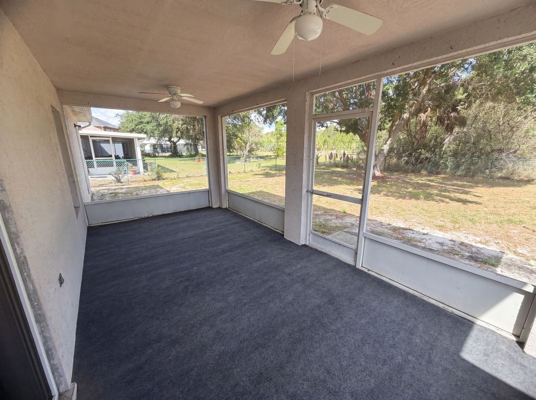 Photo 5 of 28 of 262 SW Panther Trce, Port Saint Lucie, FL