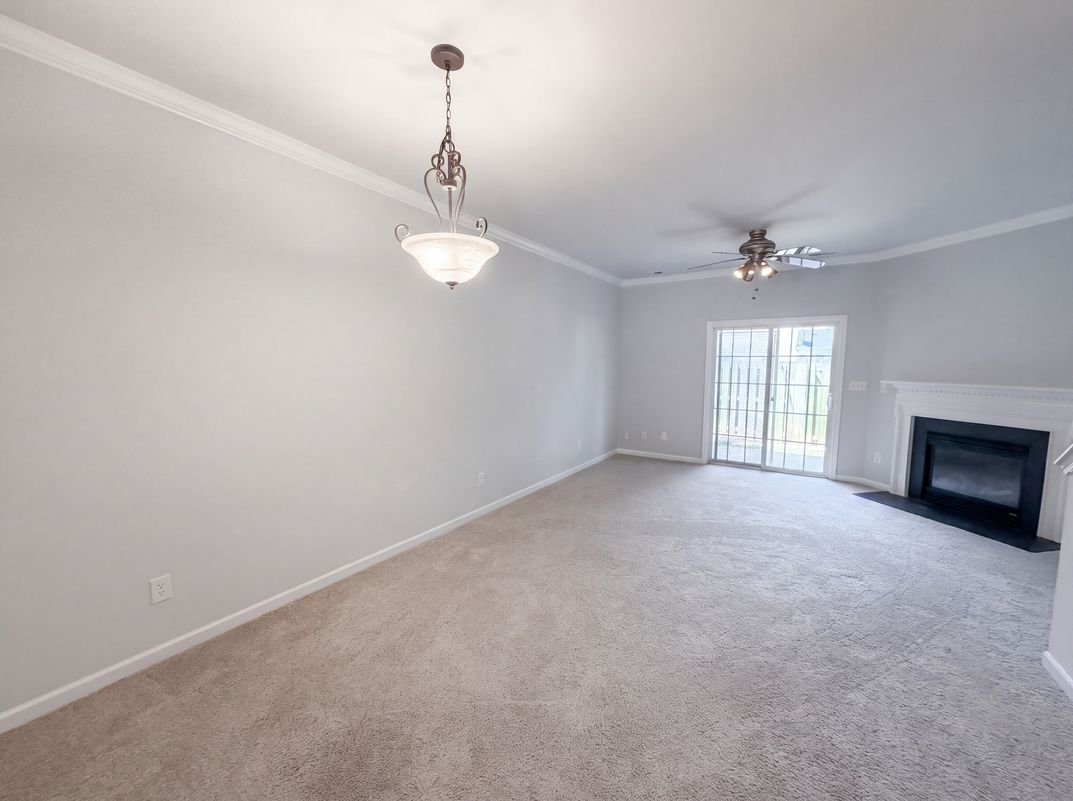 Photo 9 of 45 of 615 Graythorn Ln, Greenville, SC