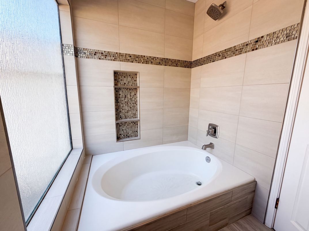 Photo 18 of 40 of 15408 Glentree Rd, Valley Center, CA