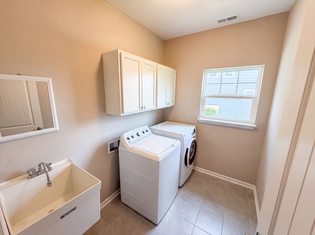 Photo 22 of 23 of 12325 Wright Ct, Noblesville, IN