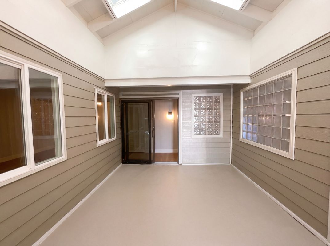 Photo 10 of 36 of 2361 Oakmont Dr, San Bruno, CA