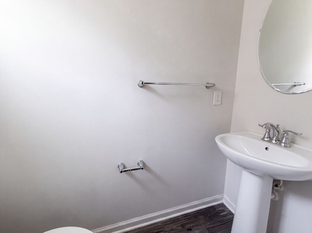 Photo 9 of 18 of 7307 Veyan Way, North Chesterfield, VA