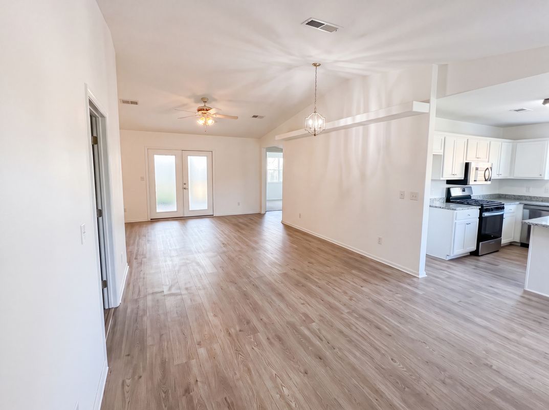 Photo 11 of 23 of 803 Magnolia St, Alamogordo, NM