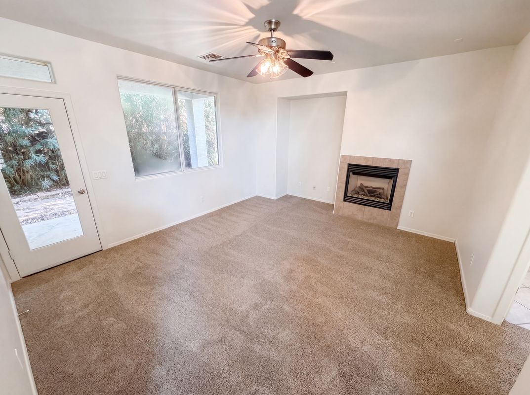 Photo 8 of 34 of 1214 E Frances Ln, Gilbert, AZ