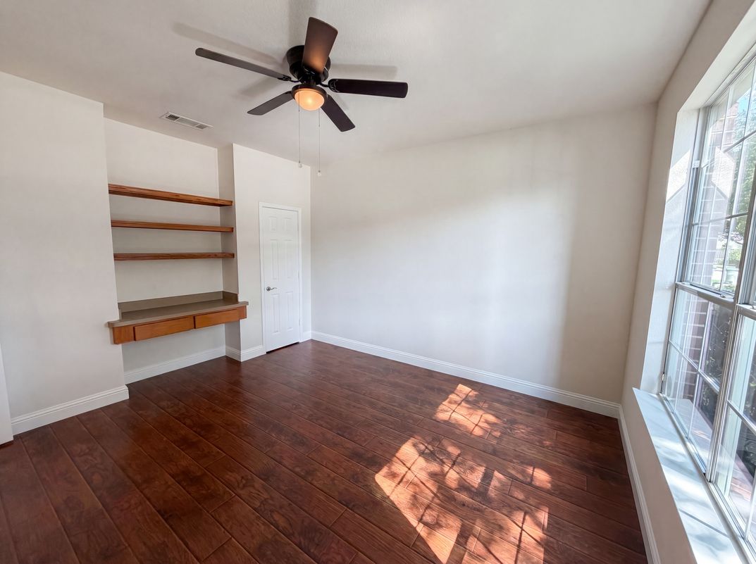 Photo 9 of 19 of 1310 Canyon Creek Rd, Wylie, TX