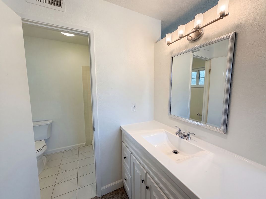 Photo 18 of 28 of 6840 Oaklawn Way, Fair Oaks, CA