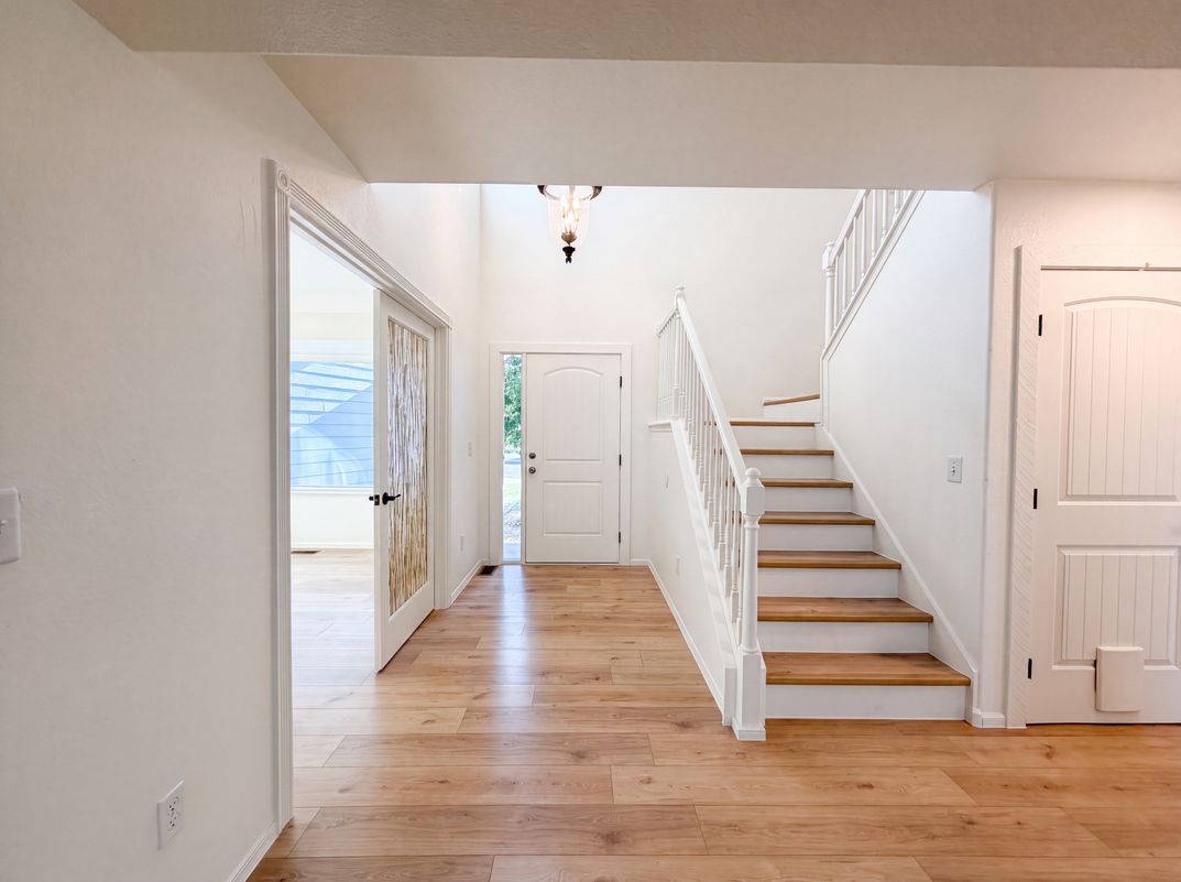 Photo 6 of 48 of 10562 Falcon St, Longmont, CO