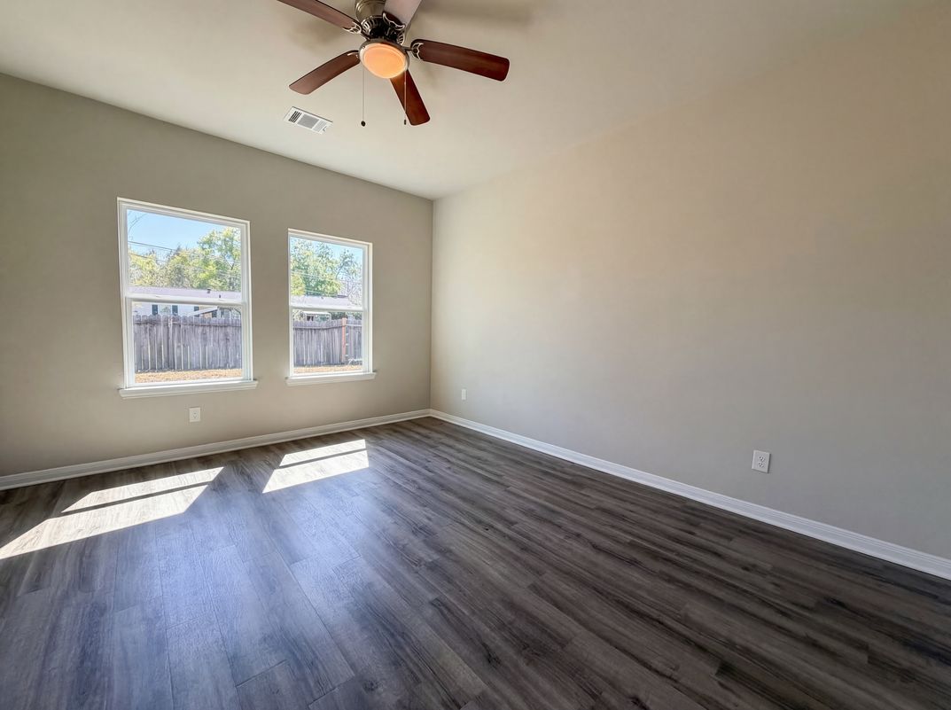 Photo 17 of 20 of 222 Spruce Lake Rd, Huffman, TX