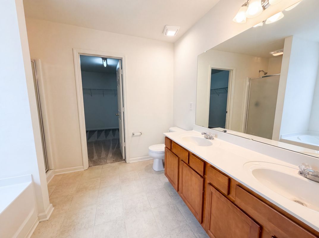Photo 6 of 18 of 221 Sycamore Creek Rd, Fort Mill, SC