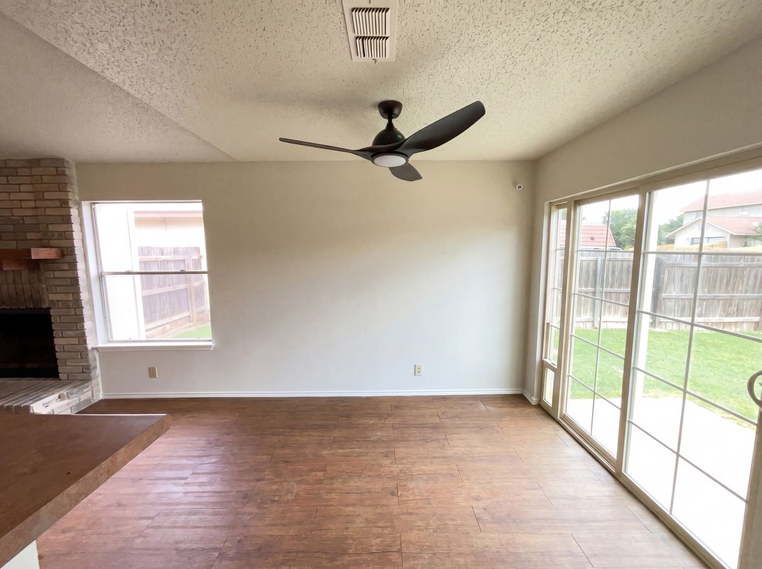 Photo 3 of 17 of 7358 Weybridge, San Antonio, TX