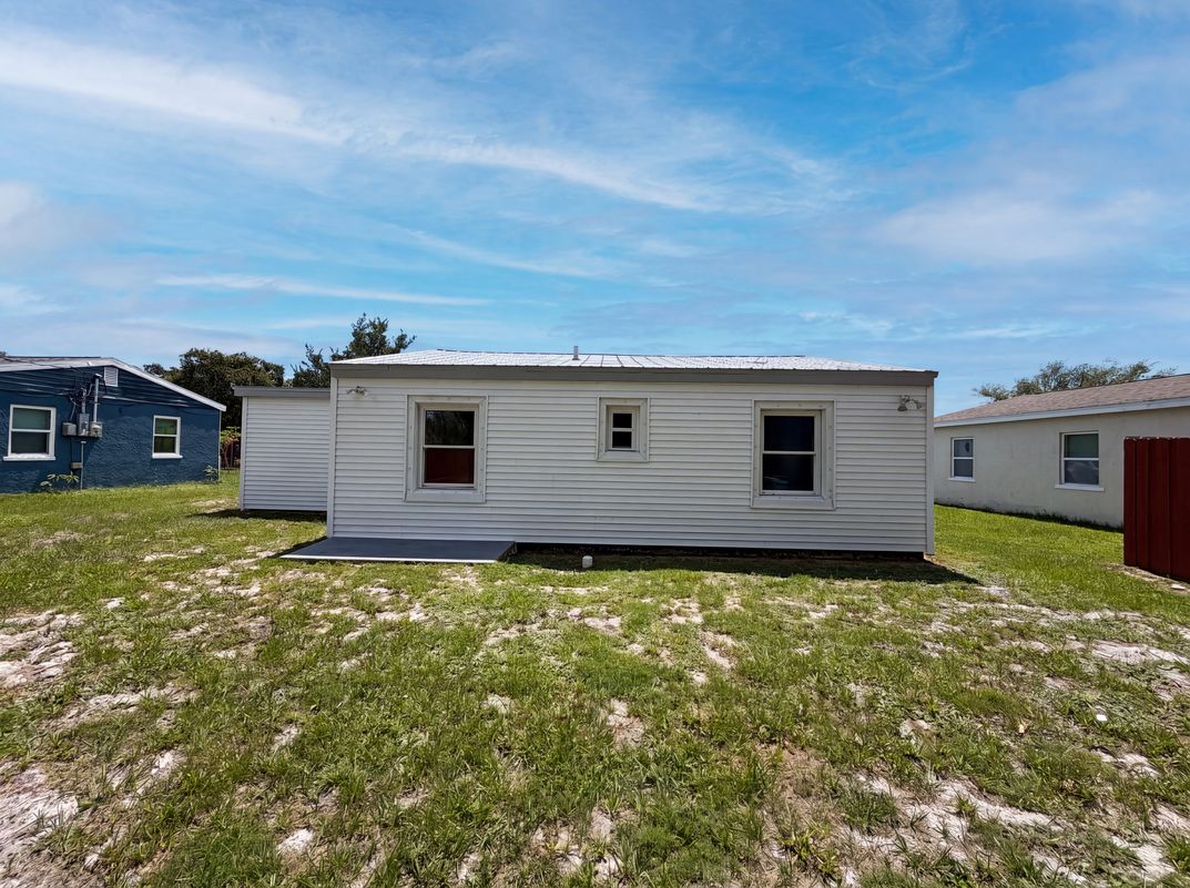 Photo 5 of 25 of 1604 Park Ave, Melbourne, FL