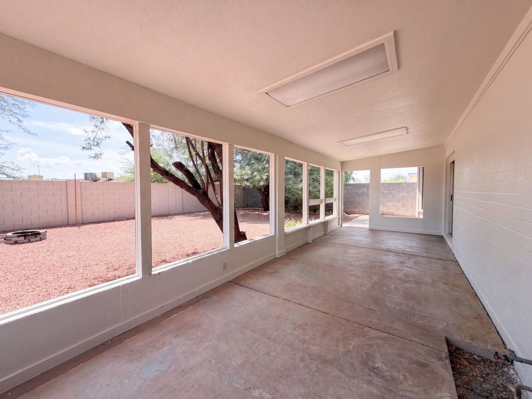 Photo 24 of 32 of 10701 W Campbell Ave, Phoenix, AZ