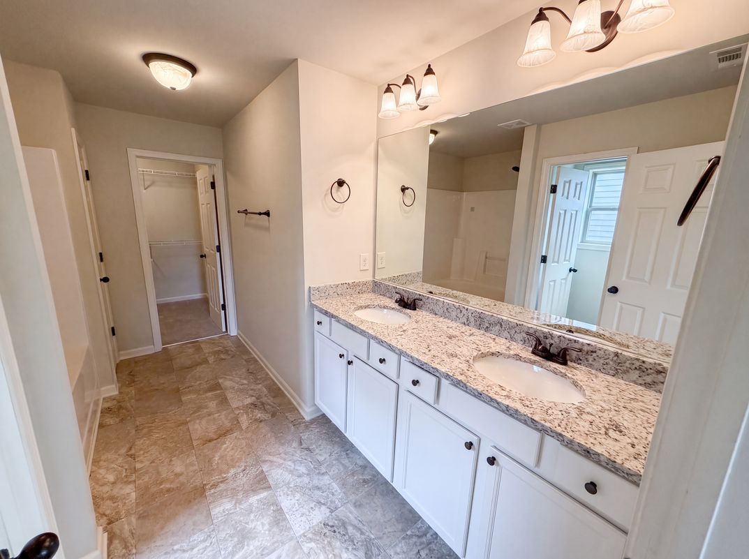 Photo 31 of 45 of 1036 Glenwyck Dr, Braselton, GA