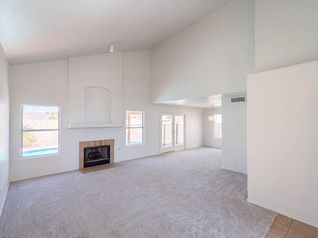 Photo 8 of 30 of 7436 W Sanna St, Peoria, AZ