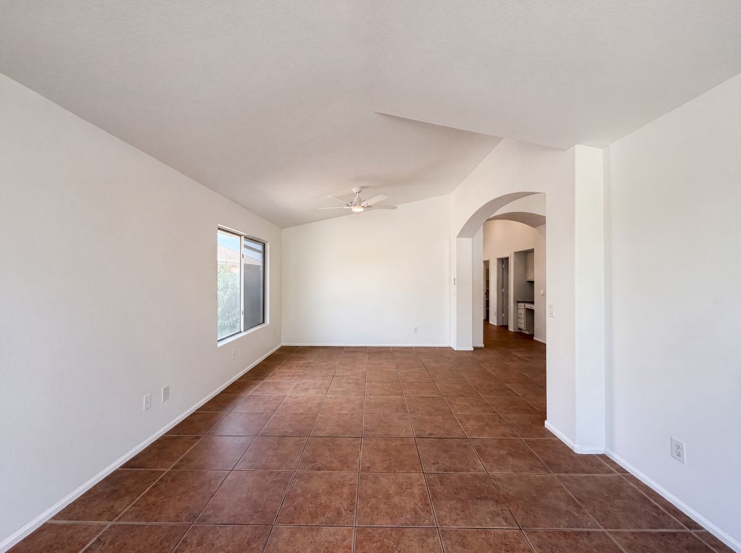 Photo 3 of 30 of 16735 W McKinley St, Goodyear, AZ