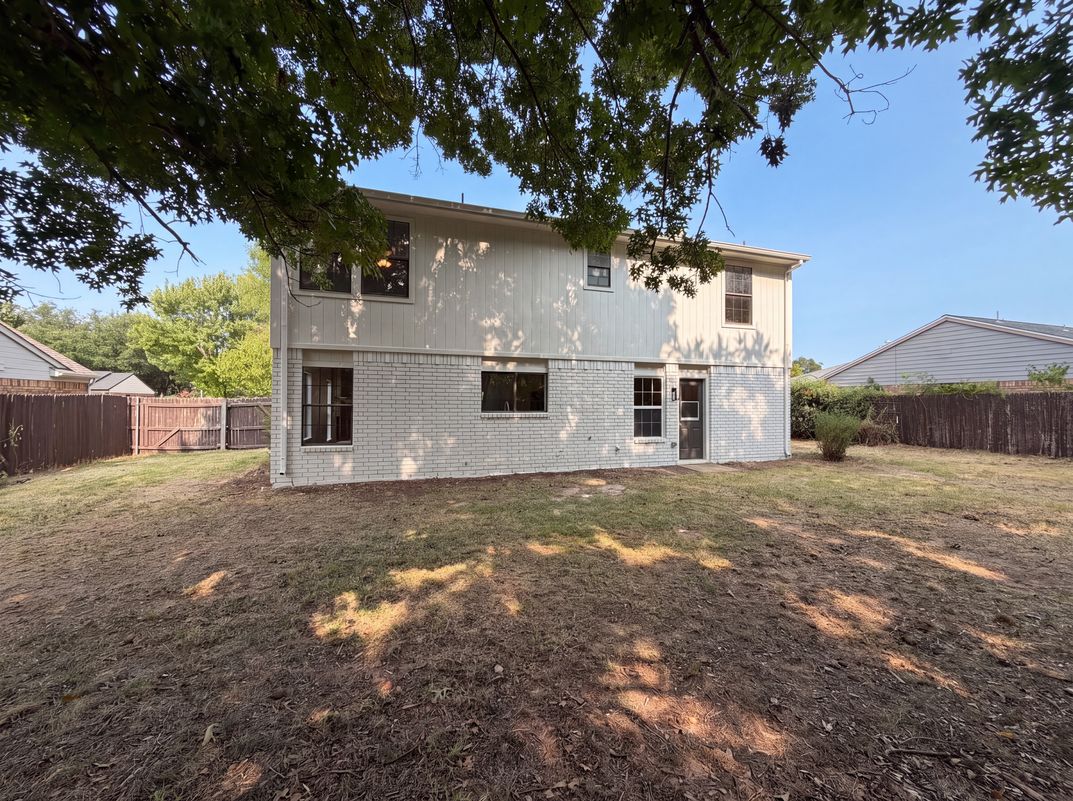 Photo 5 of 20 of 3610 Clearview Dr, Corinth, TX