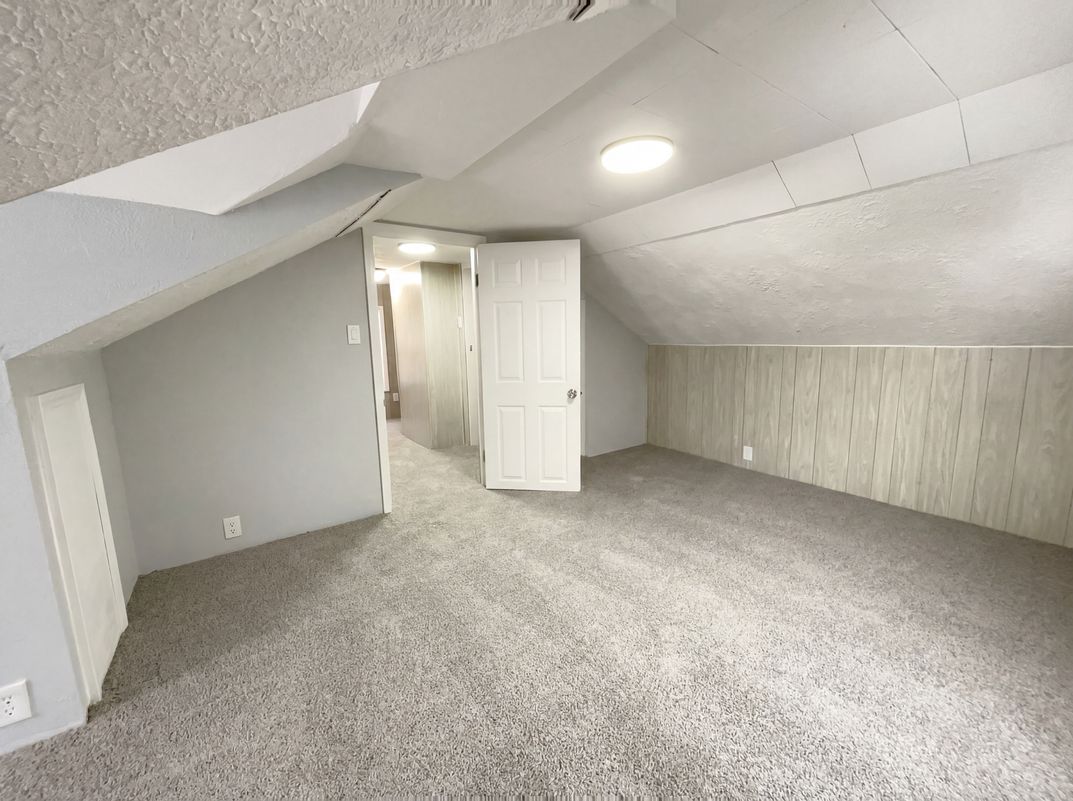 Photo 14 of 19 of 17409 Mapleboro Ave, Maple Heights, OH