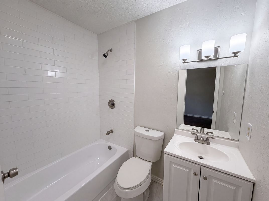 Photo 19 of 25 of 5608 Cherilee Ln, Haltom City, TX