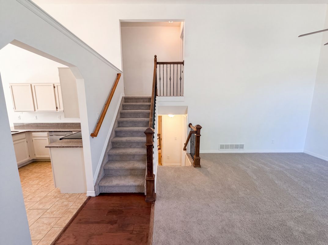 Photo 10 of 34 of 4408 Ashcroft Ave, Castle Rock, CO