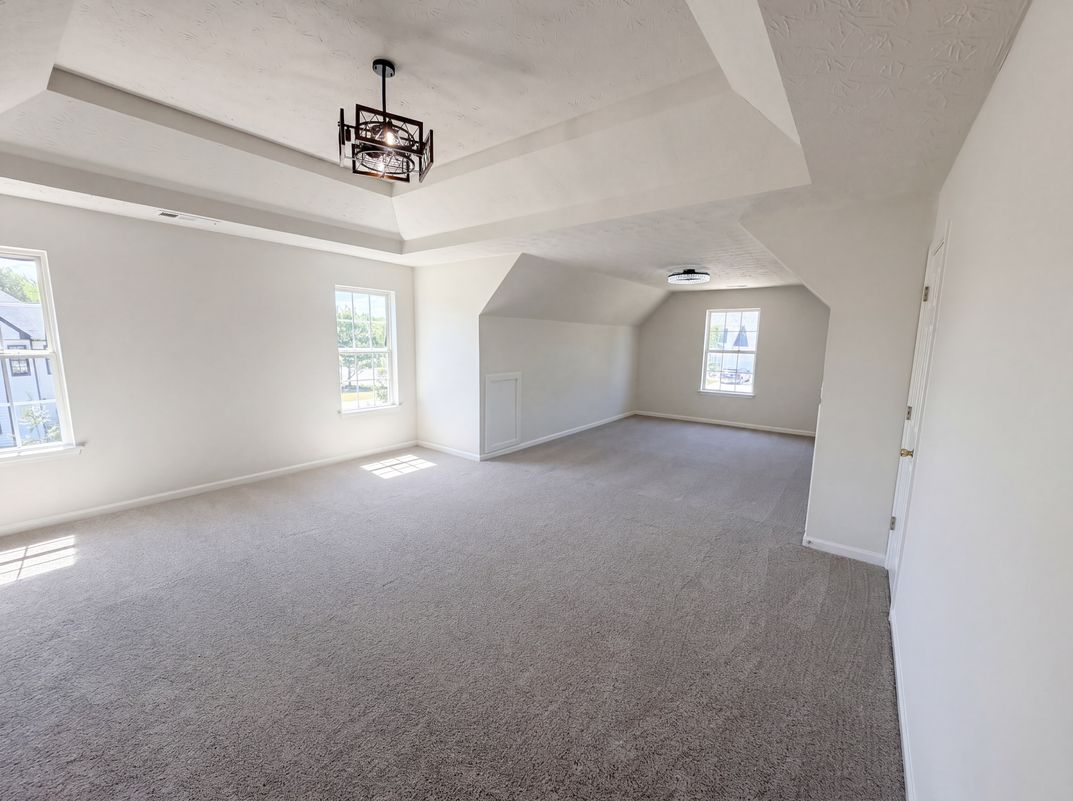 Photo 4 of 25 of 2925 Lake Port Dr, Snellville, GA