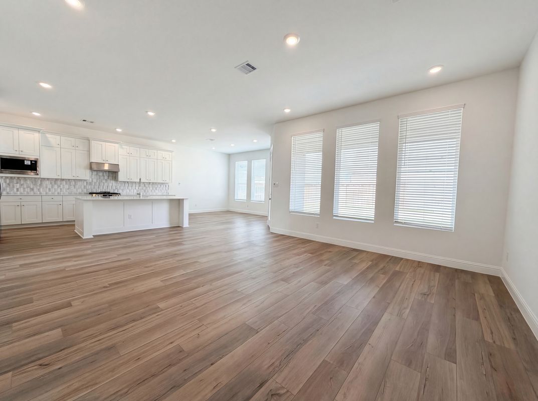 Photo 11 of 21 of 7939 Coastal Prairie Ct, Porter, TX