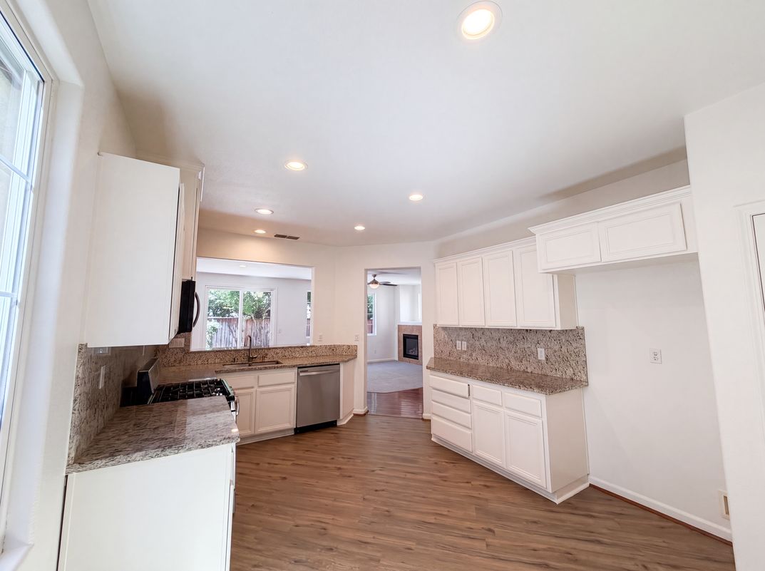 Photo 8 of 30 of 291 Candela Cir, Sacramento, CA