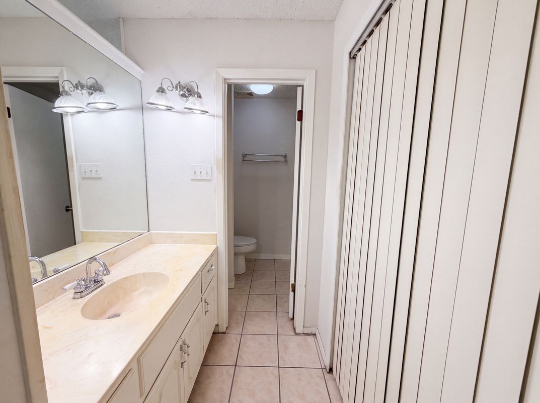 Photo 11 of 16 of 2803 Persimmon Dr, Killeen, TX