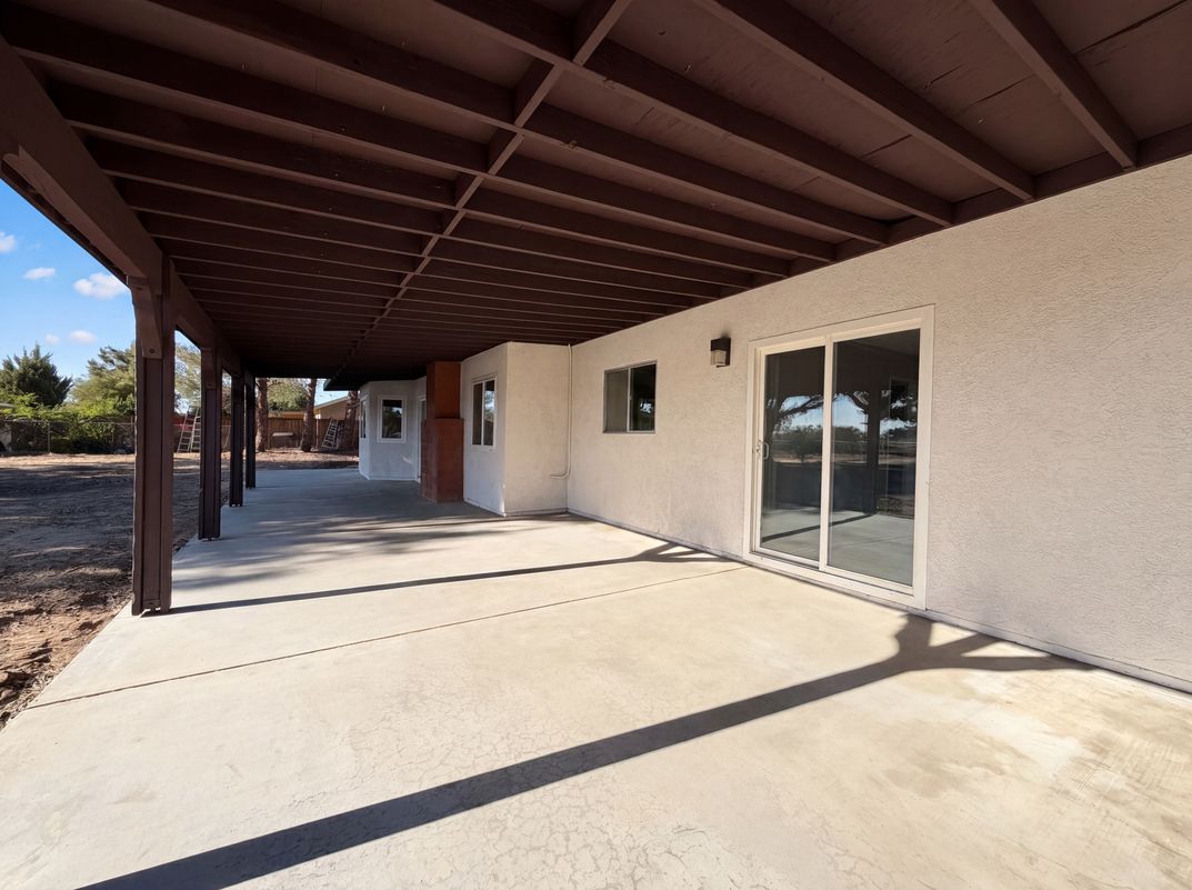 Photo 5 of 21 of 40733 176th St E, Lancaster, CA